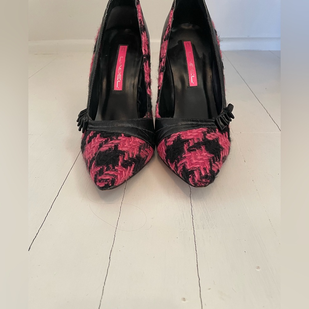 Houndstooth tweed heels💗 - Picture 2 of 5
